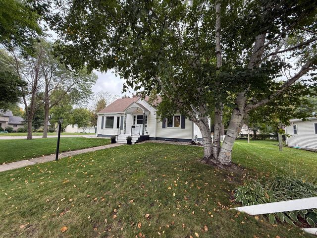 708 E Elm Avenue, Olivia, MN 56277