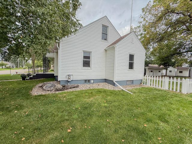 708 E Elm Avenue, Olivia, MN 56277