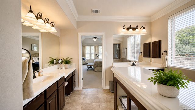 16007 SEEKERS ST, San Antonio, TX 78255