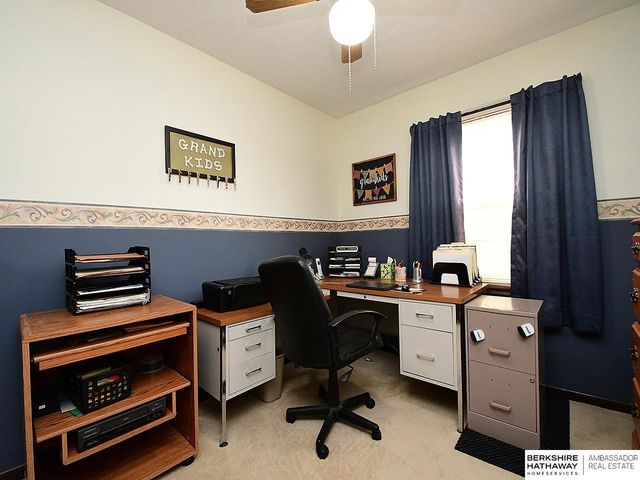 11009 U Street, Omaha, NE 68137