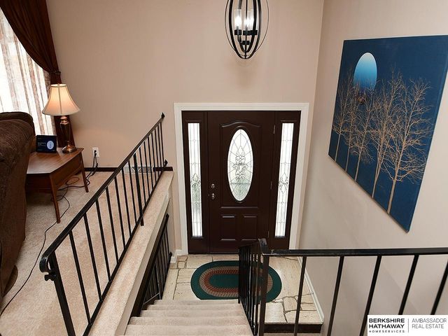 11009 U Street, Omaha, NE 68137