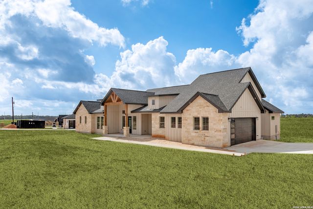 125 Dragonfly, La Vernia, TX 78121