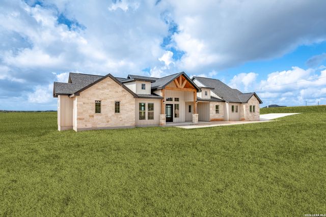 125 Dragonfly, La Vernia, TX 78121