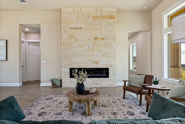 125 Dragonfly, La Vernia, TX 78121