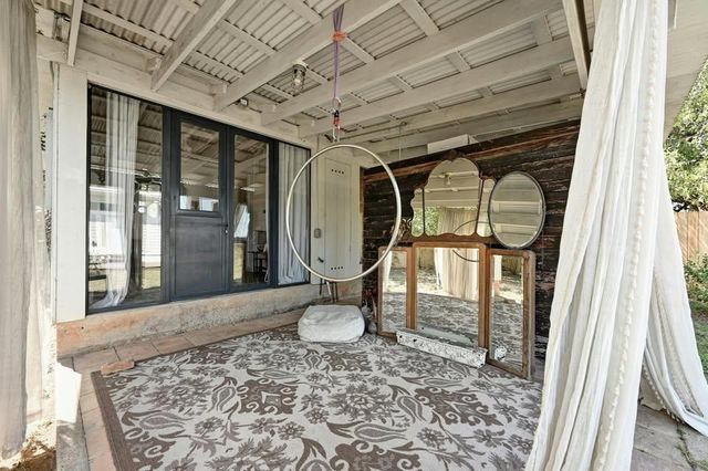 6118 Atwood ST A, Austin, TX 78741