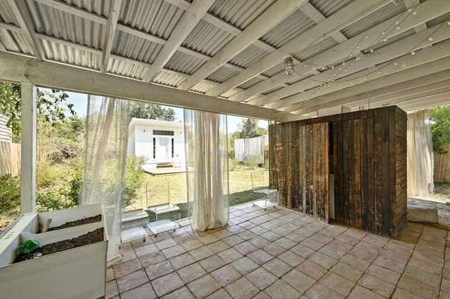 6118 Atwood ST A, Austin, TX 78741