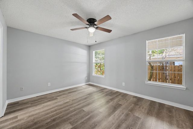 421 Apple Drive, Crestview, FL 32536