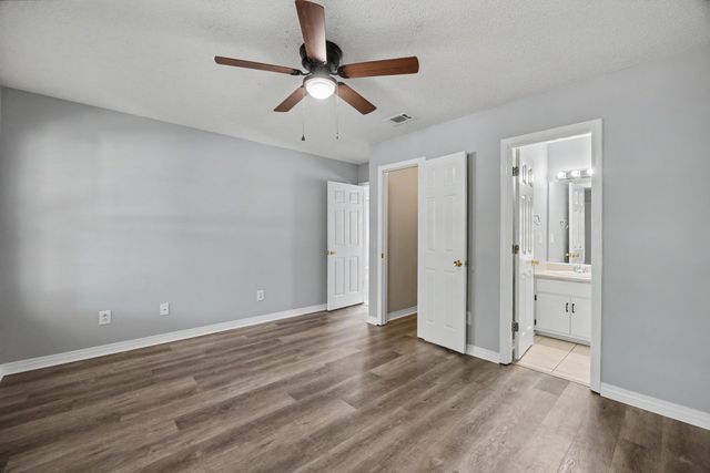 421 Apple Drive, Crestview, FL 32536