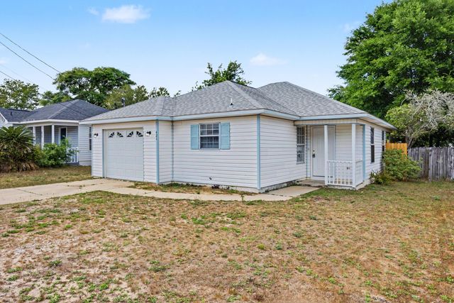 421 Apple Drive, Crestview, FL 32536