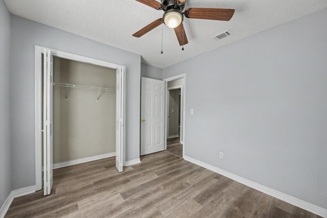 421 Apple Drive, Crestview, FL 32536