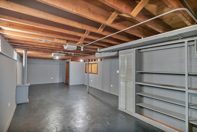 7418 W Clarence Avenue, Chicago, IL 60631