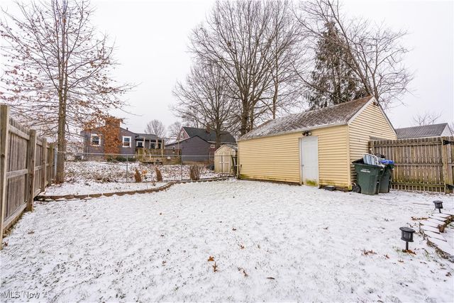 2863 Archwood Place, Cuyahoga Falls, OH 44221