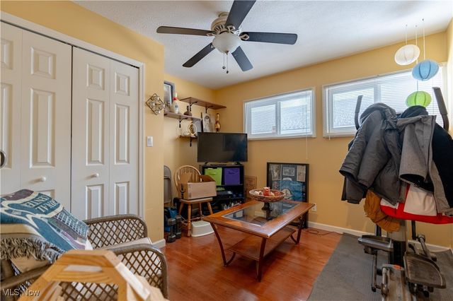 2863 Archwood Place, Cuyahoga Falls, OH 44221