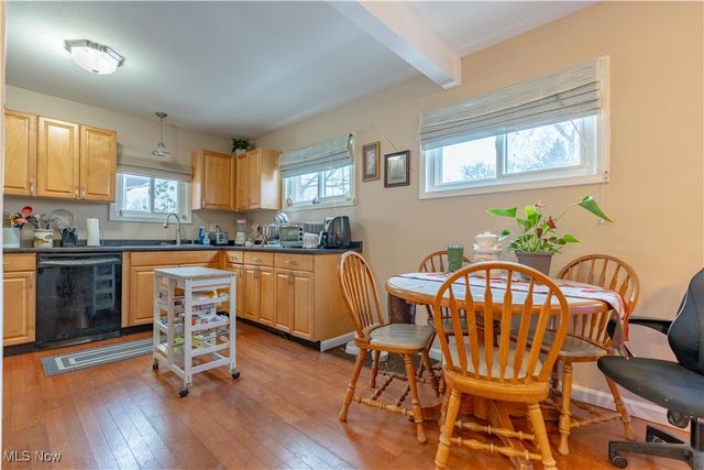 2863 Archwood Place, Cuyahoga Falls, OH 44221