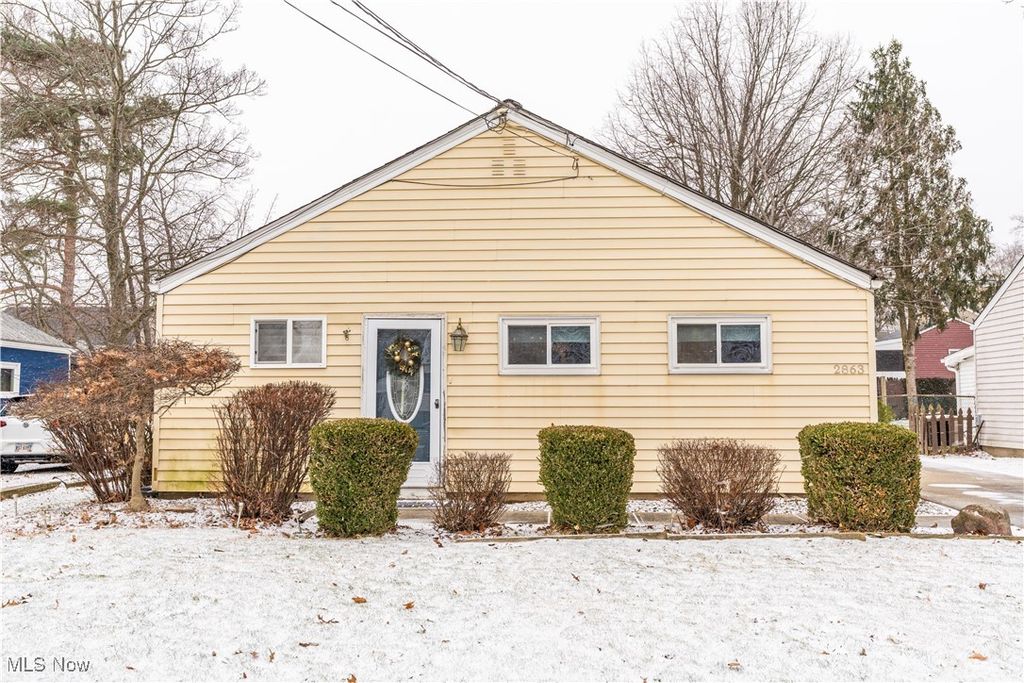 2863 Archwood Place, Cuyahoga Falls, OH 44221