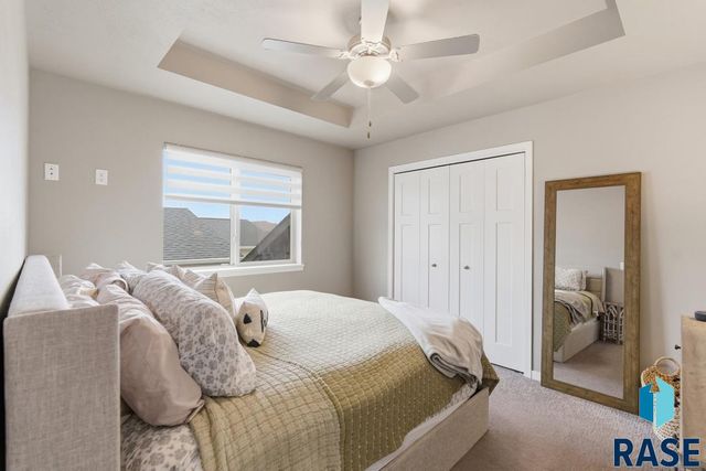 5616 E Brennan Dr Drive, Sioux Falls, SD 57110