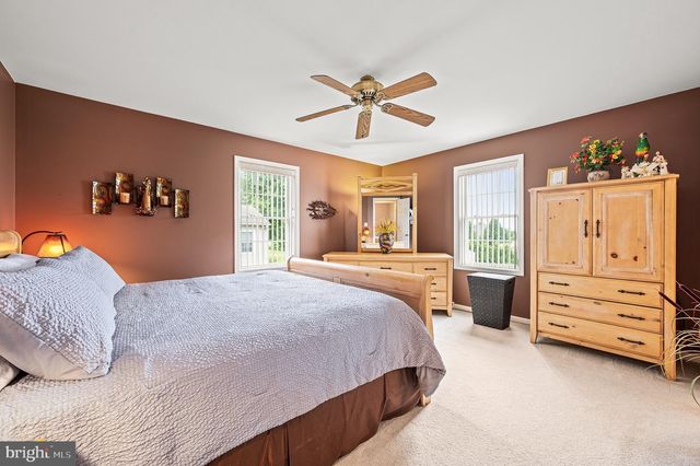 349 FARM VIEW DR., East Earl, PA 17519