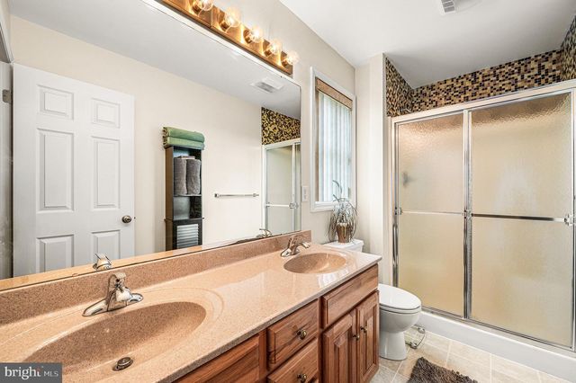 349 FARM VIEW DR., East Earl, PA 17519