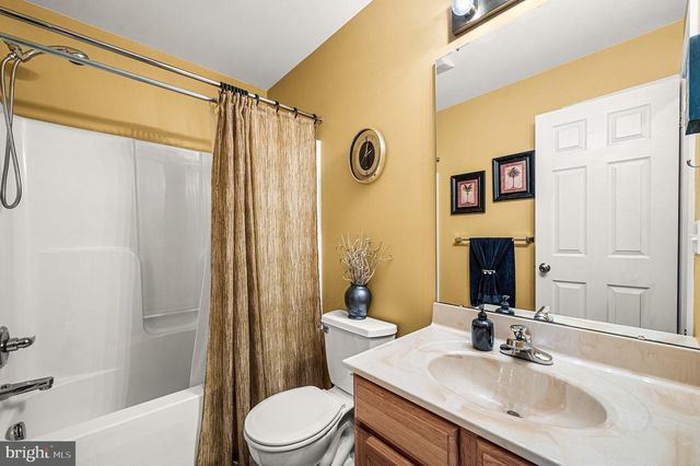 349 FARM VIEW DR., East Earl, PA 17519