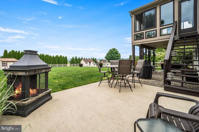 349 FARM VIEW DR., East Earl, PA 17519