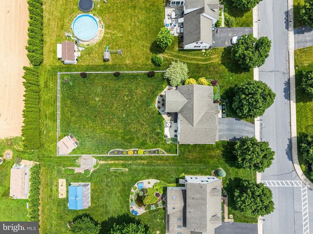349 FARM VIEW DR., East Earl, PA 17519