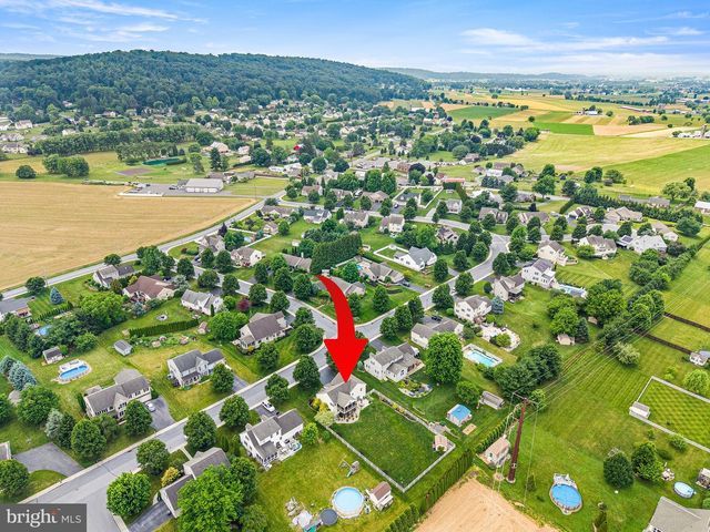 349 FARM VIEW DR., East Earl, PA 17519