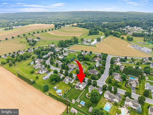 349 FARM VIEW DR., East Earl, PA 17519