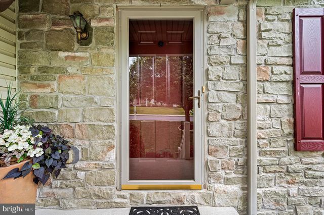 349 FARM VIEW DR., East Earl, PA 17519