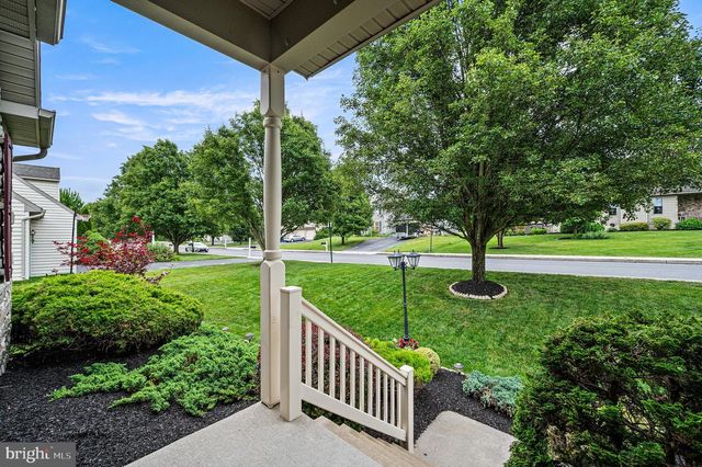 349 FARM VIEW DR., East Earl, PA 17519