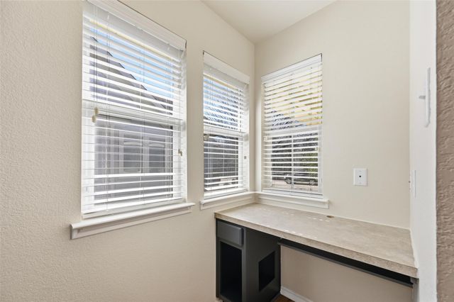 113 Creekview Drive, Anna, TX 75409