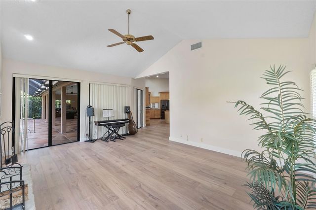 1885 Merion Lane, Coral Springs, FL 33071