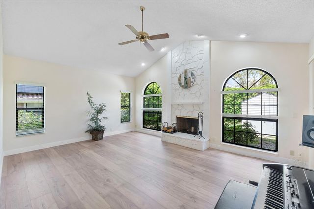 1885 Merion Lane, Coral Springs, FL 33071