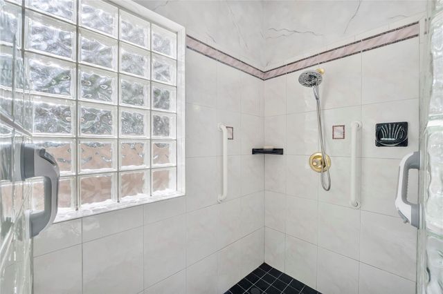 1885 Merion Lane, Coral Springs, FL 33071