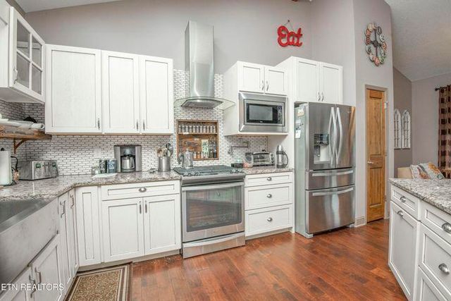 174 Bluegreen Way, Rockwood, TN 37854