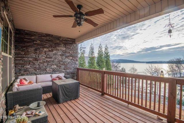 174 Bluegreen Way, Rockwood, TN 37854