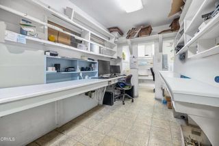 3325 Barham Boulevard, Los Angeles, CA 90068