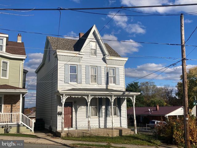 700 N 13TH ST, Pottsville, PA 17901