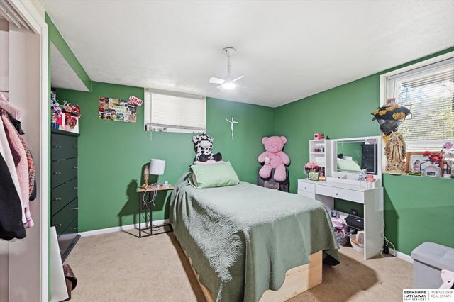 3041 S 18th Street, Omaha, NE 68108