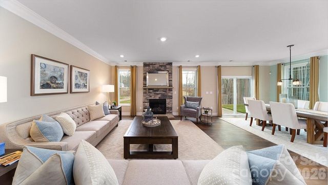 112 Rhuidean Court, Troutman, NC 28166