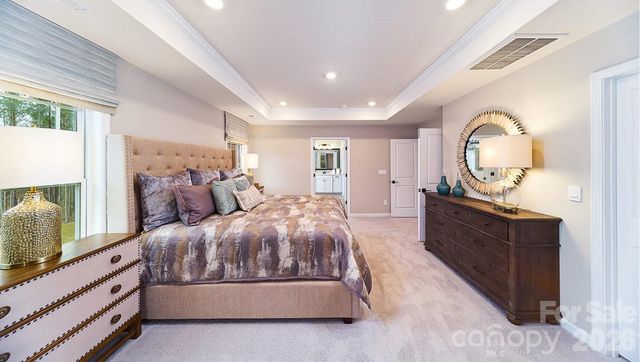 112 Rhuidean Court, Troutman, NC 28166