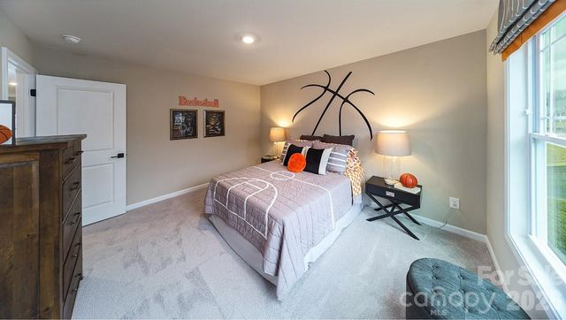 112 Rhuidean Court, Troutman, NC 28166