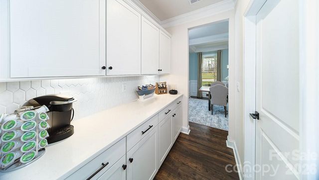 112 Rhuidean Court, Troutman, NC 28166