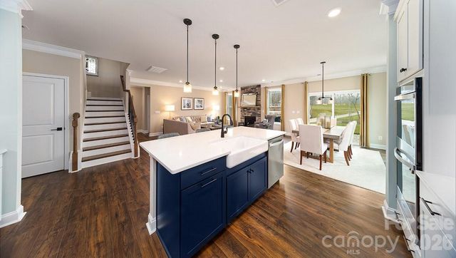 112 Rhuidean Court, Troutman, NC 28166