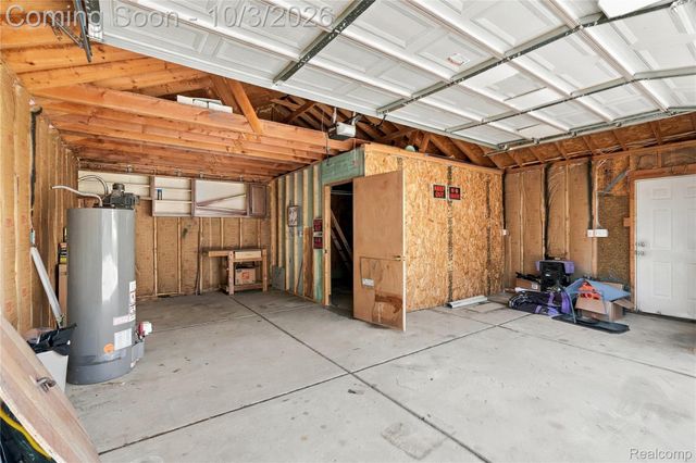 3974 Mayfair Street, Dearborn Heights, MI 48125