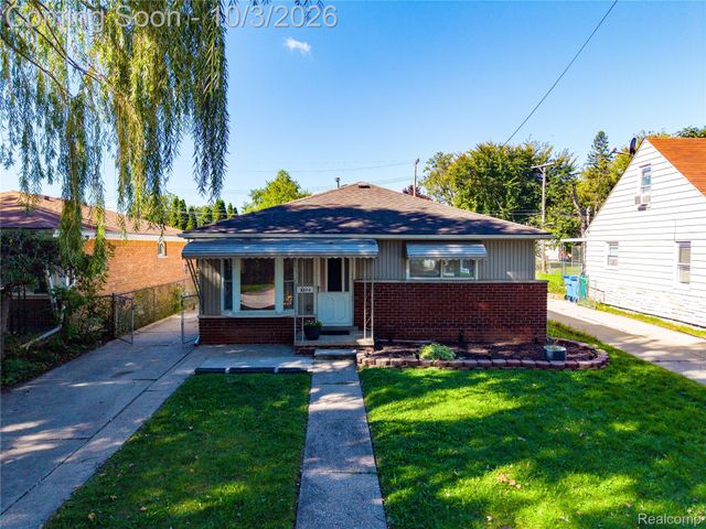 3974 Mayfair Street, Dearborn Heights, MI 48125