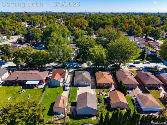3974 Mayfair Street, Dearborn Heights, MI 48125