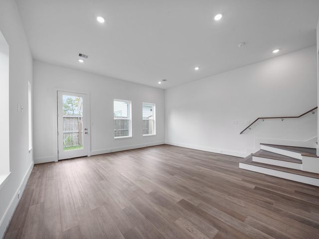7504 Carver Road A, Houston, TX 77088