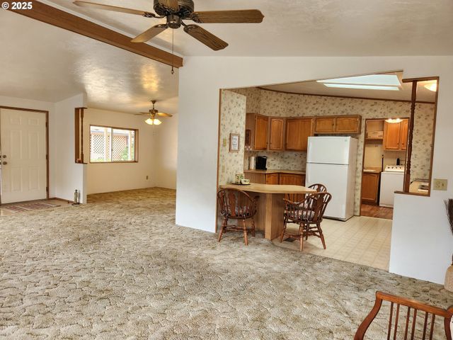 100 RIVER BEND Rd 107, Reedsport, OR 97467