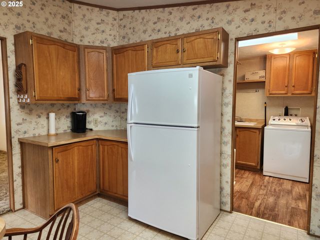 100 RIVER BEND Rd 107, Reedsport, OR 97467