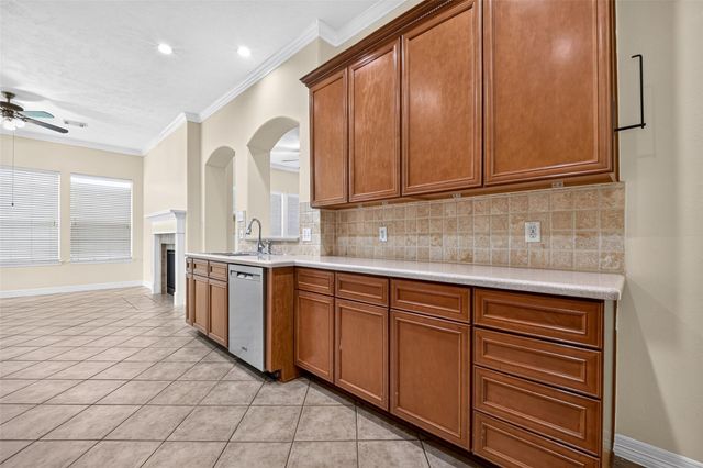 12003 Banks Run Drive, Pearland, TX 77584